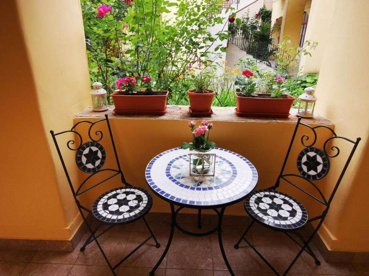 Apartment Oldtown Shelter With Free Private Parking
