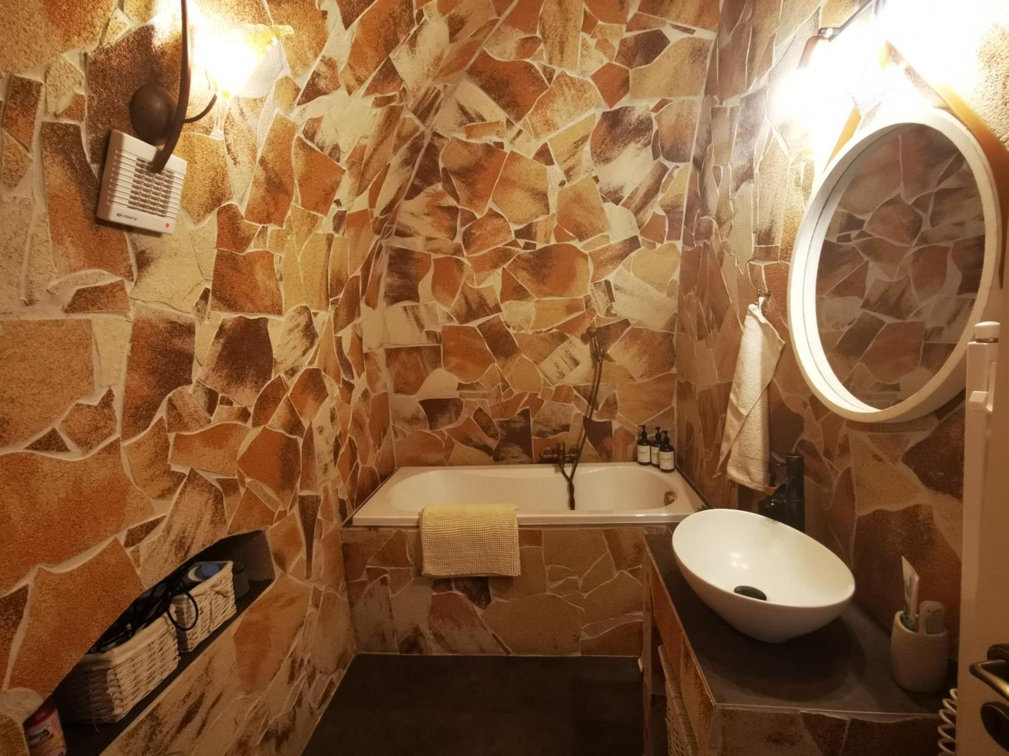 Apartment Oldtown Shelter With Free Private Parking